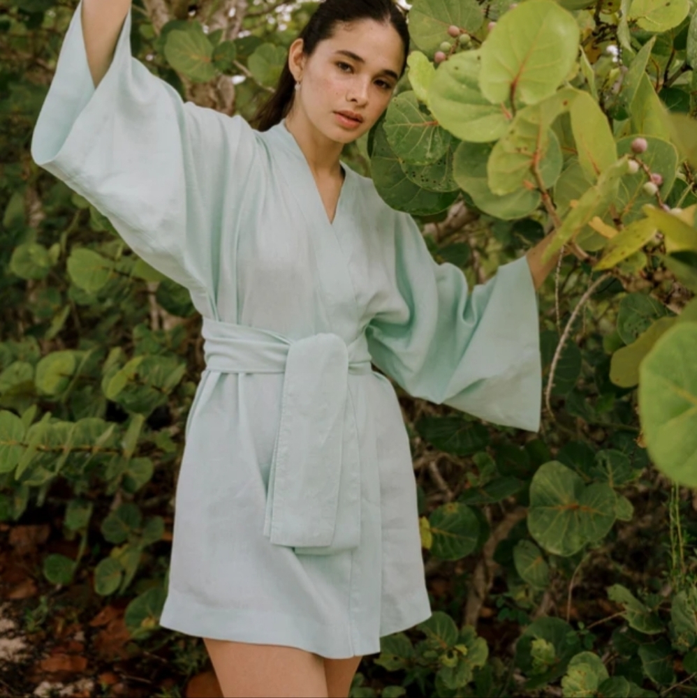 Paloma Van Den Akker Kai Linen Kimono In Mint XS/S
